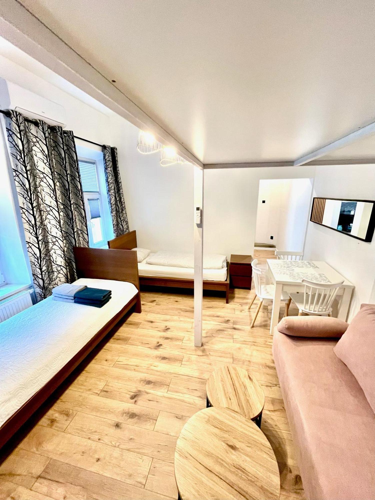 クラクフ ポコイエ ゴシチンナ ビッシナ Bed & Breakfast エクステリア 写真